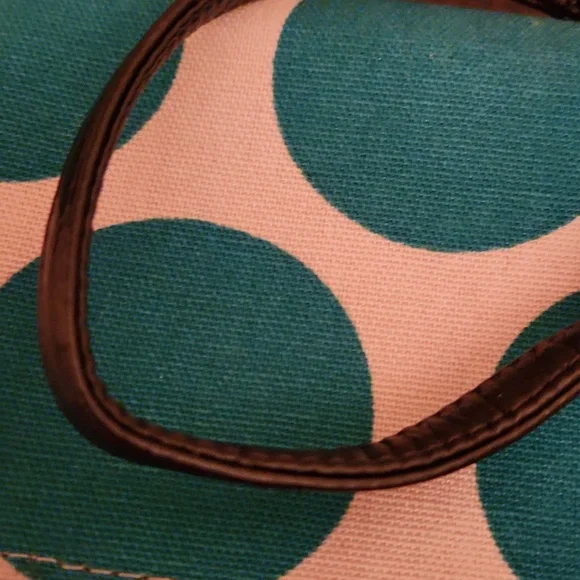 Thirty-One polka-dot wristlet - Picture 2 of 8